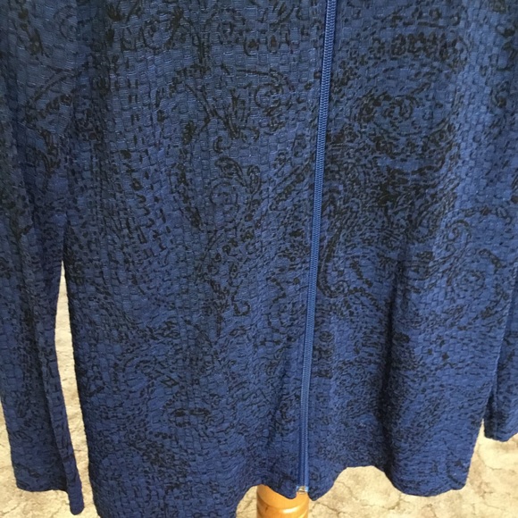 CHICOS NAVY KNIT FULL ZIP SWEATER - Picture 7 of 9